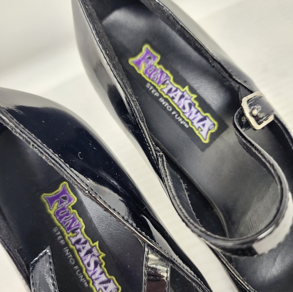 Fantasia Black Mary Jane Heels Size 8 - Picture 11 of 12